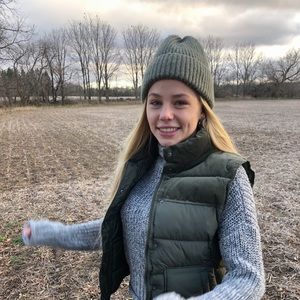 Meet your Posher, Olivia